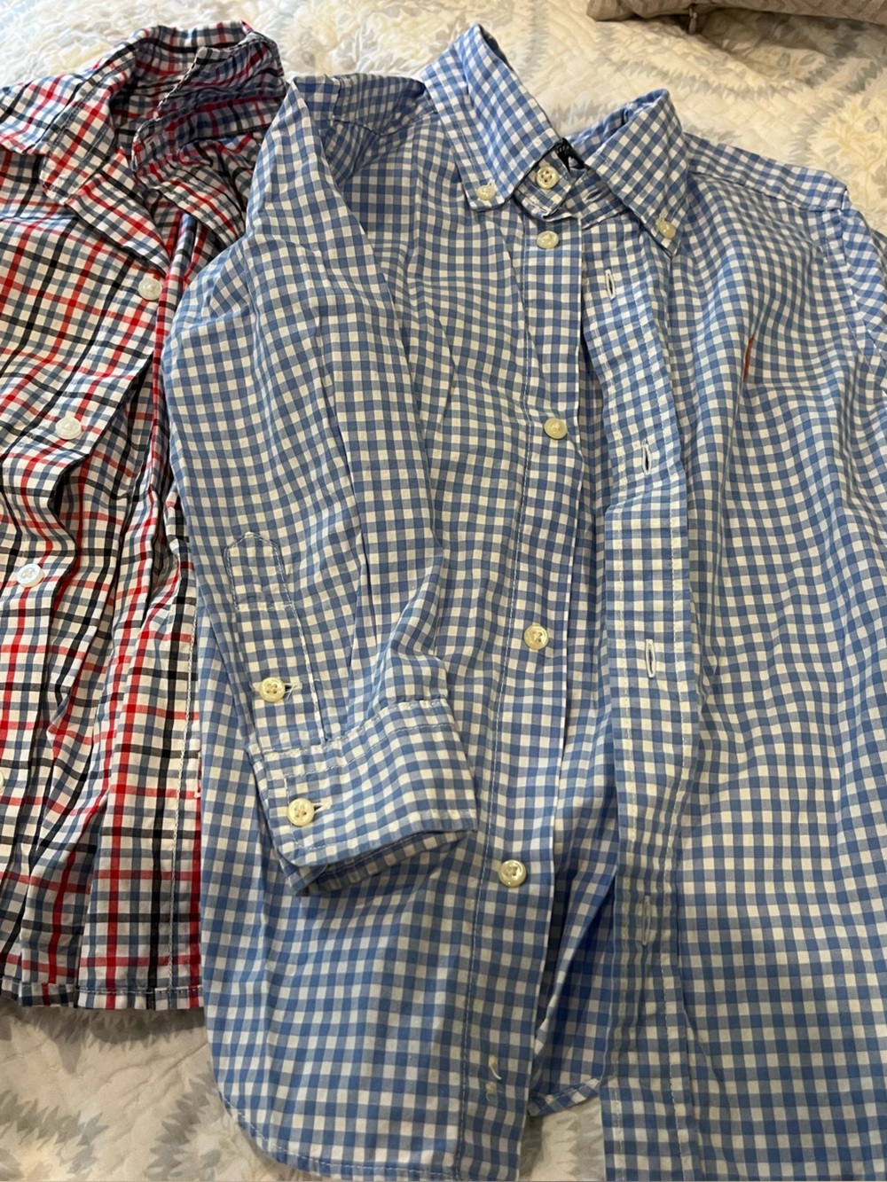 2 kids Button-Down shirt size 3t